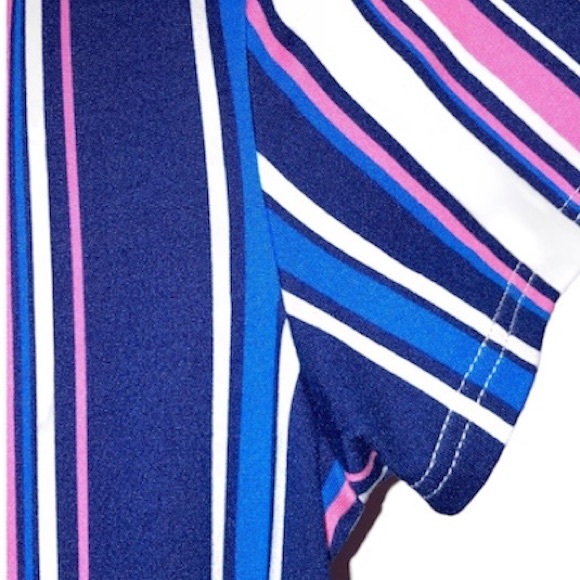 Women’s Long Short Sleeve Striped Dress - Picture 5 of 6